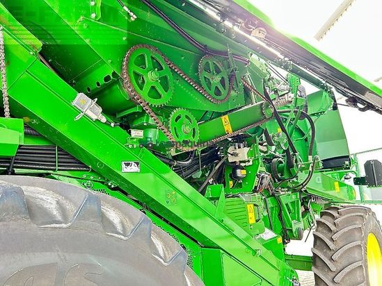 Cosechadora de Cereal - John Deere - t550