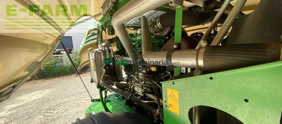 Cosechadora de Cereal - John Deere - 8300