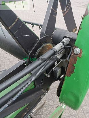 Cosechadora de Cereal - John Deere - t560