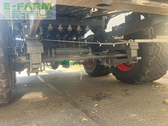Empacadora gigant - Claas - quadrant 4200 rc