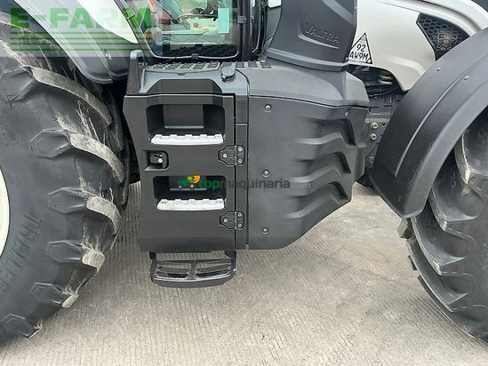 Tractor agrícola - Valtra - t234 versu tractor (st25939)