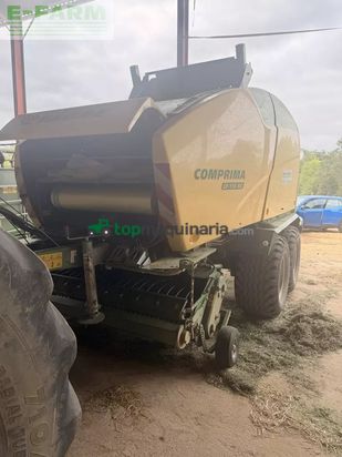 Empacadora gigant - Krone - comprima cf 155 xc