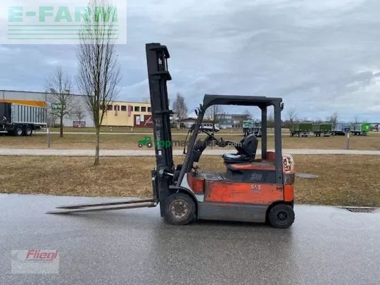 Elevadora - Toyota - 7fbmf30