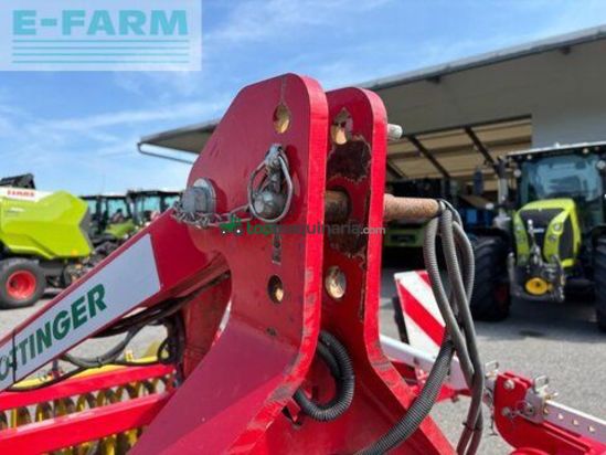 Cultivador - Pöttinger - synkro 3030