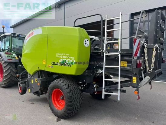 Empacadora gigant - Claas - quadrant 4000