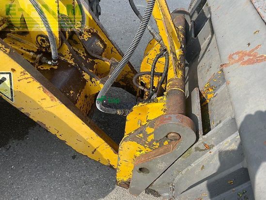 Minicargadora - kramer - 720