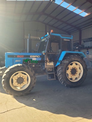 Tractor agrícola - Ebro - Kubota 8135