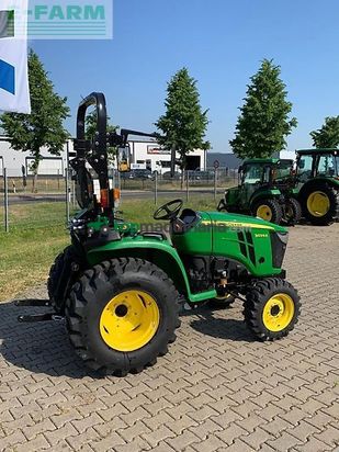 Tractor agrícola - John Deere - 3025e