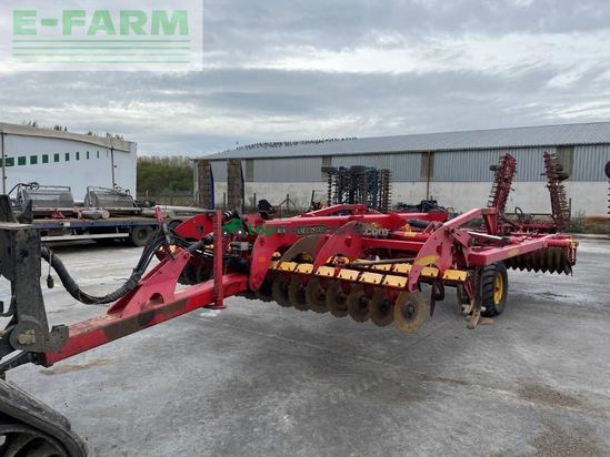 Cultivador - Väderstad - topdown 400