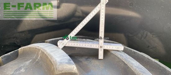 Cosechadora de Cereal - John Deere - 8300