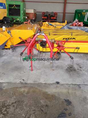 RASTRILLO HENIFICADOR MARCA ENOROSSI DE DOS ROTORES