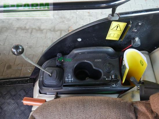 Tractor agrícola - John Deere - 1026r hydrostat fzw