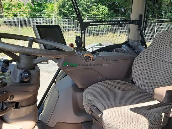 Tractor agrícola - John Deere - 6215r