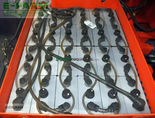 Elevadora - Linde - e 18 ph evo 386-02