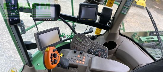Cosechadora de Cereal - John Deere - 8300