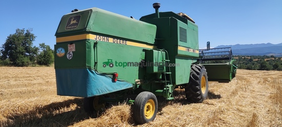 Cosechadora de Cereal - John Deere - 1055