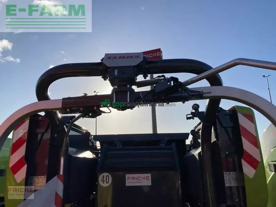 Empacadora gigant - Claas - rollant 630 rc uniwrap