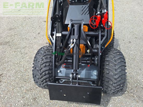 Minicargadora - Giant - gs900 skid