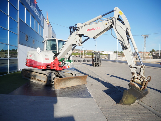 Excavadora - TAKEUCHI TB 290
