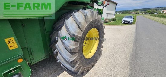 Cosechadora de Cereal - John Deere - T550