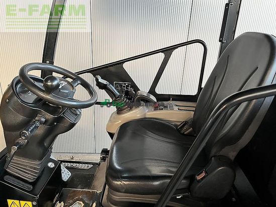 Minicargadora - JCB - 403 agri schutzdach