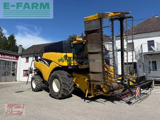 Cosechadora de Cereal - New Holland - cr980