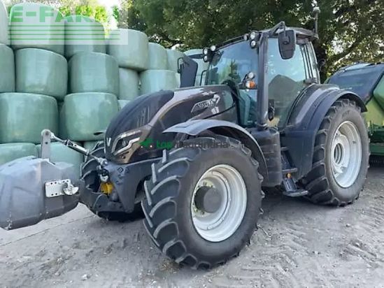 Tractor agrícola - Valtra - t235v
