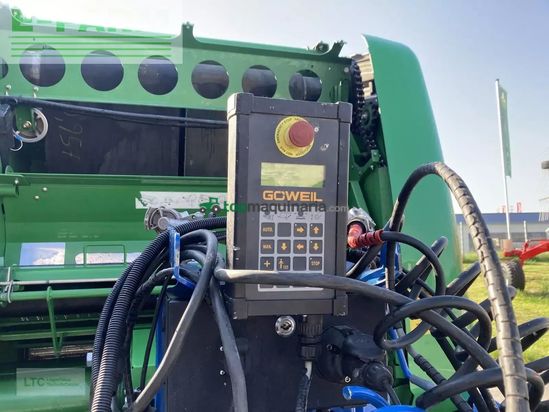 Empacadora gigant - John Deere - 960