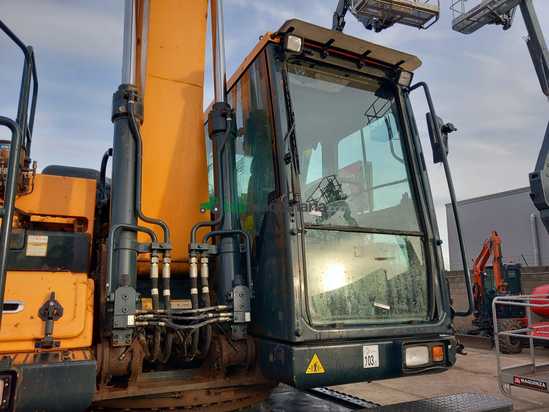 Excavadora HYUNDAI HW180