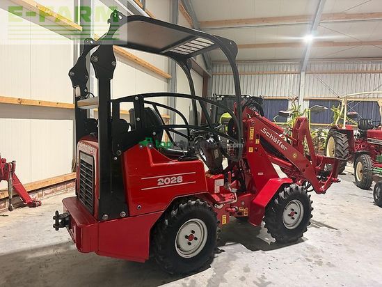 Minicargadora - Schaffer - 2028