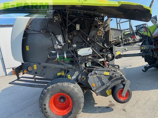 Empacadora gigant - Claas - variant 385 rc