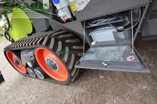 Cosechadora de Cereal - Claas - trion 740 terra trac
