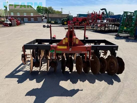 Cultivador - Gregoire Besson - dcrp300