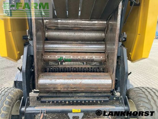 Empacadora gigant - New Holland - br 7070