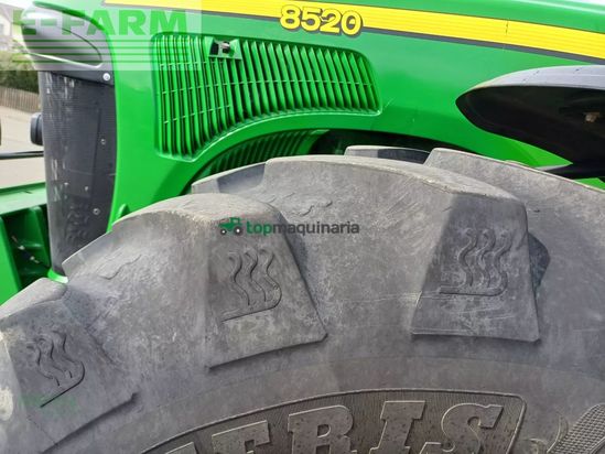 Tractor agrícola - John Deere - 8520