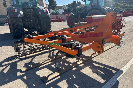 CHISEL SEMICHISEL HERRERO 3 HILERAS 2.95 MTS CON RODILLO CRG