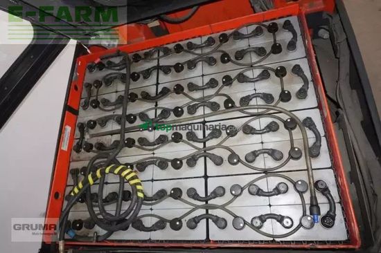 Elevadora - Linde - e 35/600 h 388