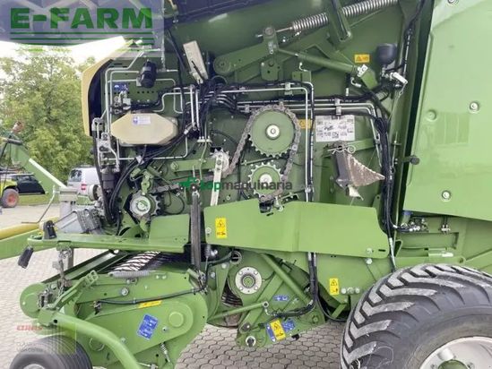 Empacadora gigant - Krone - comprima v 150 xc xtreme