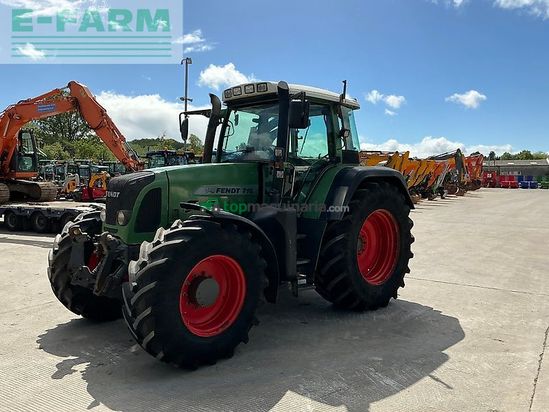 Tractor agrícola - Fendt - 716 tractor (st25458)