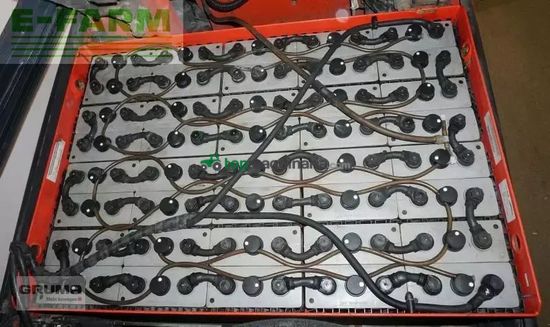 Elevadora - Linde - e 25 387