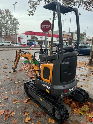 Miniexcavadora CASE CX14D