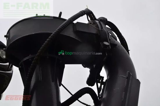 Esparcidor - Claas - xerion 4200 saddle trac bauer SADDLE TRAC