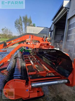 Rastrillo - Kuhn - merge maxx 950 bandschwader