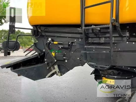 Cosechadora de Cereal - New Holland - cx 8.80 raupe