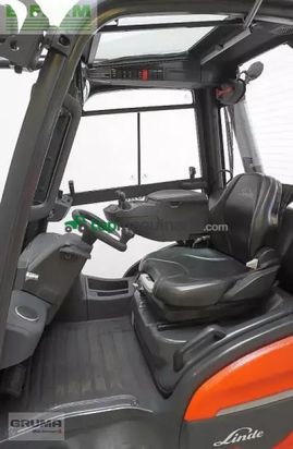 Elevadora - Linde - h 25 d 1202