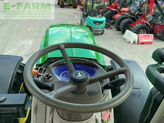 Tractor agrícola - John Deere - 6215r premium edition tractor (st26328)