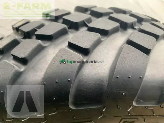 Tractor agrícola - John Deere - 200/60-15