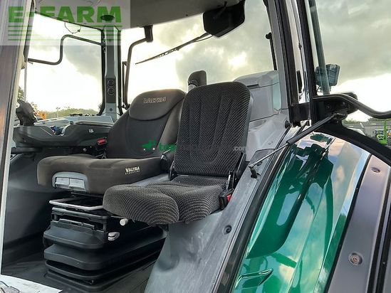 Tractor agrícola - Valtra - t254 versu tractor (st26250)