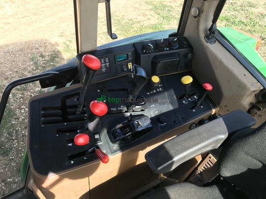 Tractor agrícola - John Deere - 6400 CREEPER