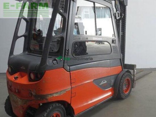 Elevadora - Linde - e 50/600 hl 388